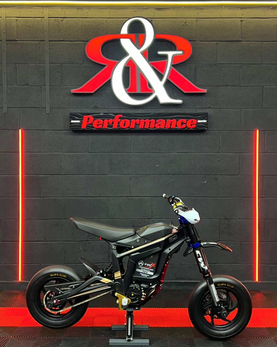 TALARIA STING 72V PIT BIKE